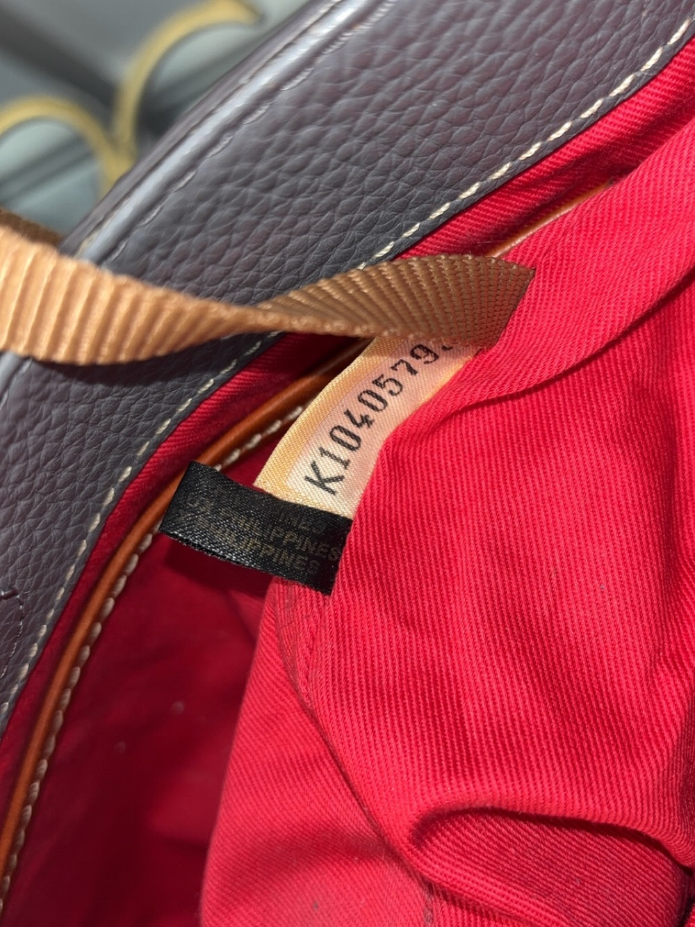 Dooney & Bourke Small Thea Convertible Feed Bag EUC - Picture 14 of 15